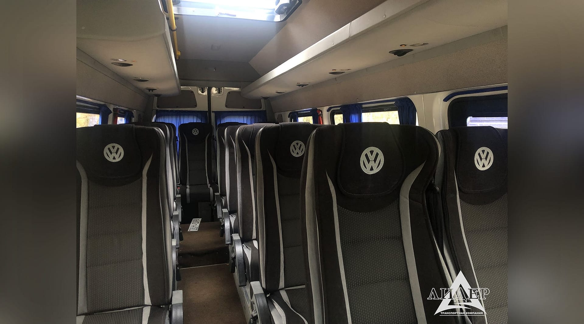 2_VOLKSWAGEN_CRAFTER_2